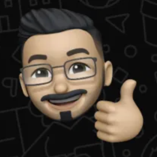Memoji de Sebas levantando el pulgar